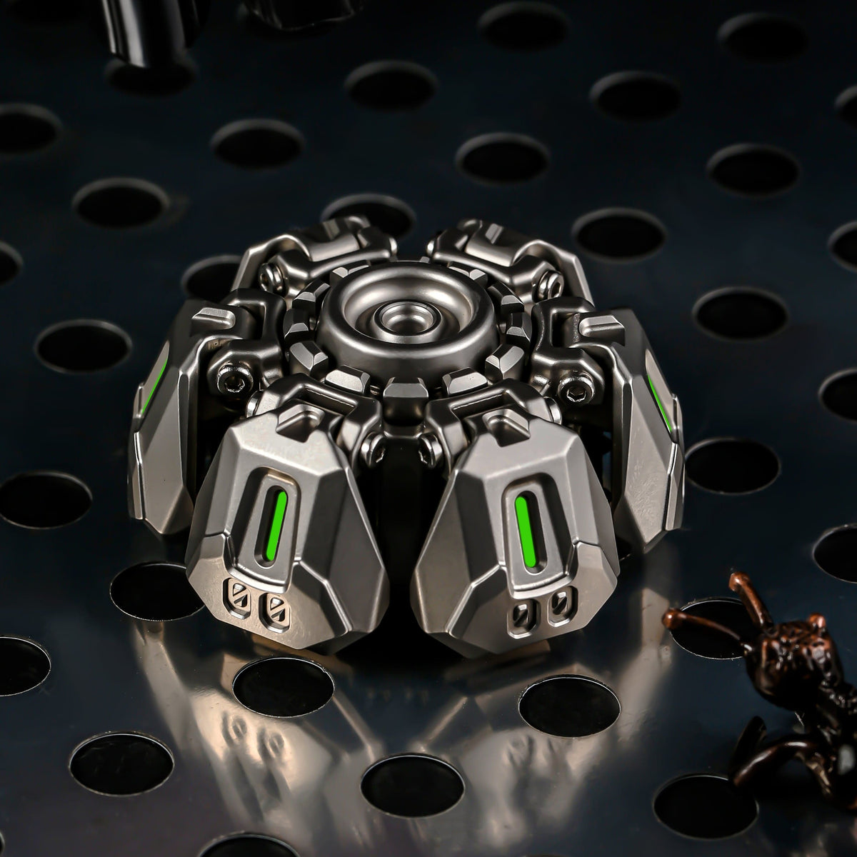 T-MAX Ancient Iron Metal Fidget Spinner